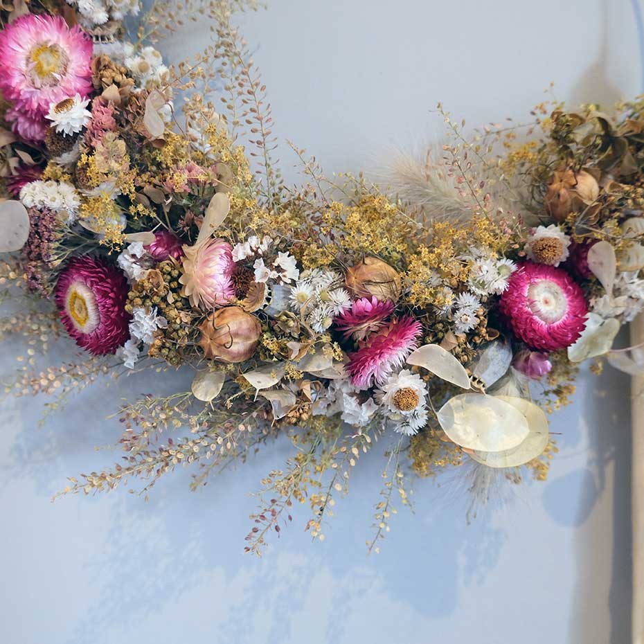 Wreath1-plum-natural-rustic-main-930x930px